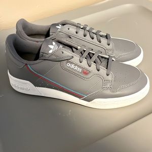 ✨👟NEW ADIDAS SNEAKERS👟✨